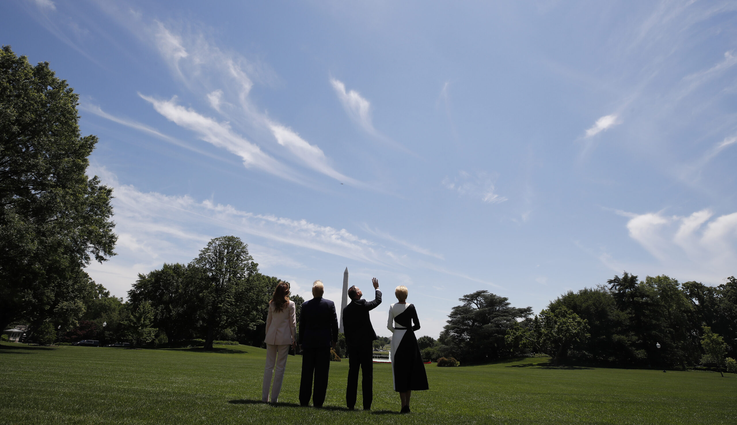WATCH: F-35 performs White House flyover