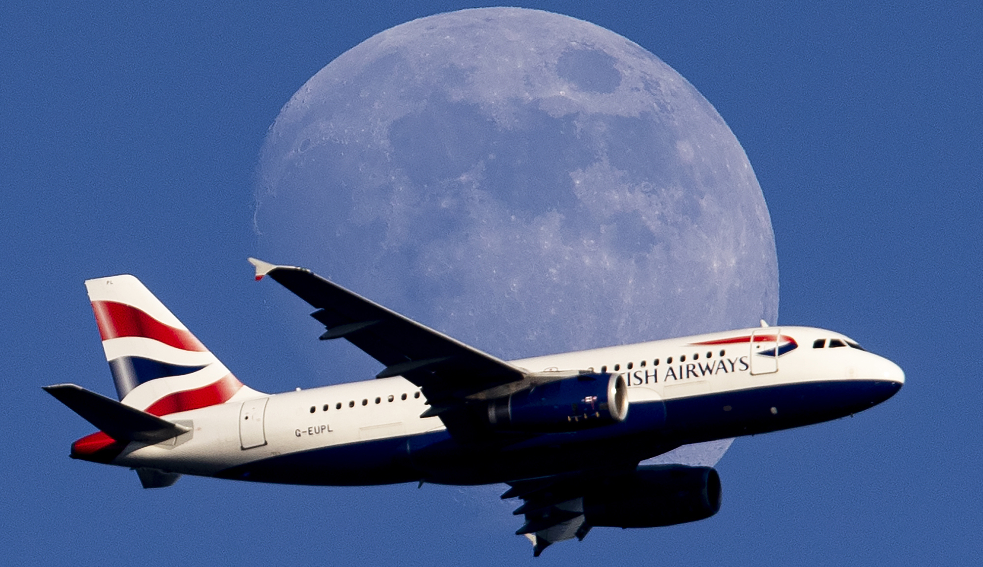 Troubled 737 Max lands a $24B deal with British Airways owner