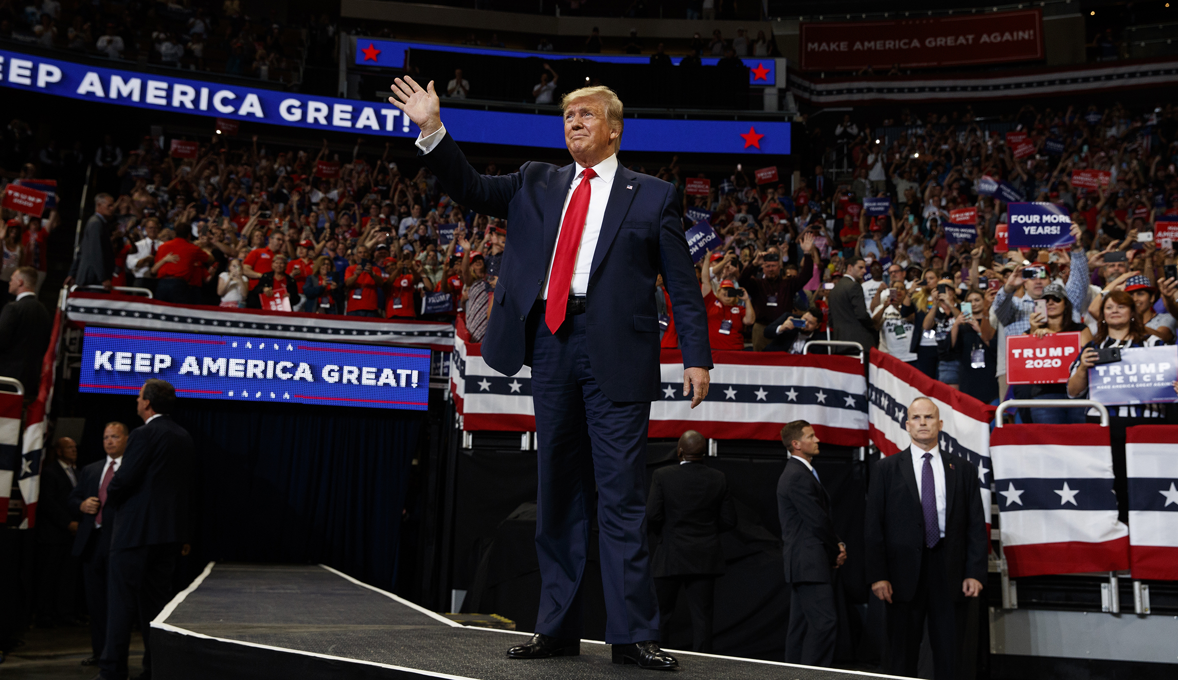 Chris Cuomo: Trump can fill stadiums. Democrats can’t