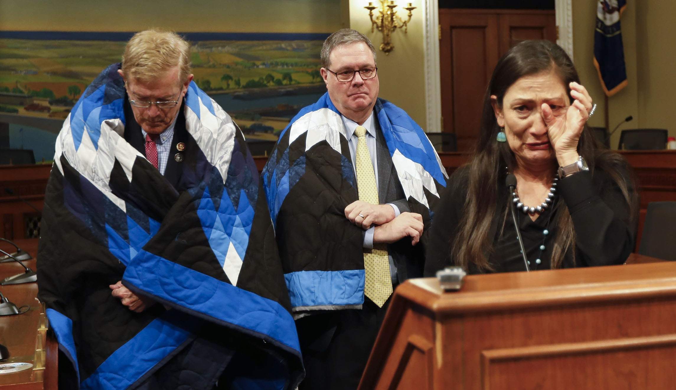 Republican joins Democrats to push to rescind 20 Medals of Honor for Wounded Knee Massacre