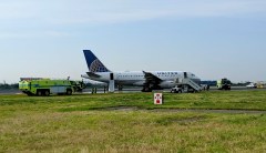 Plane blows two tires at Newark airport, creating travel hell