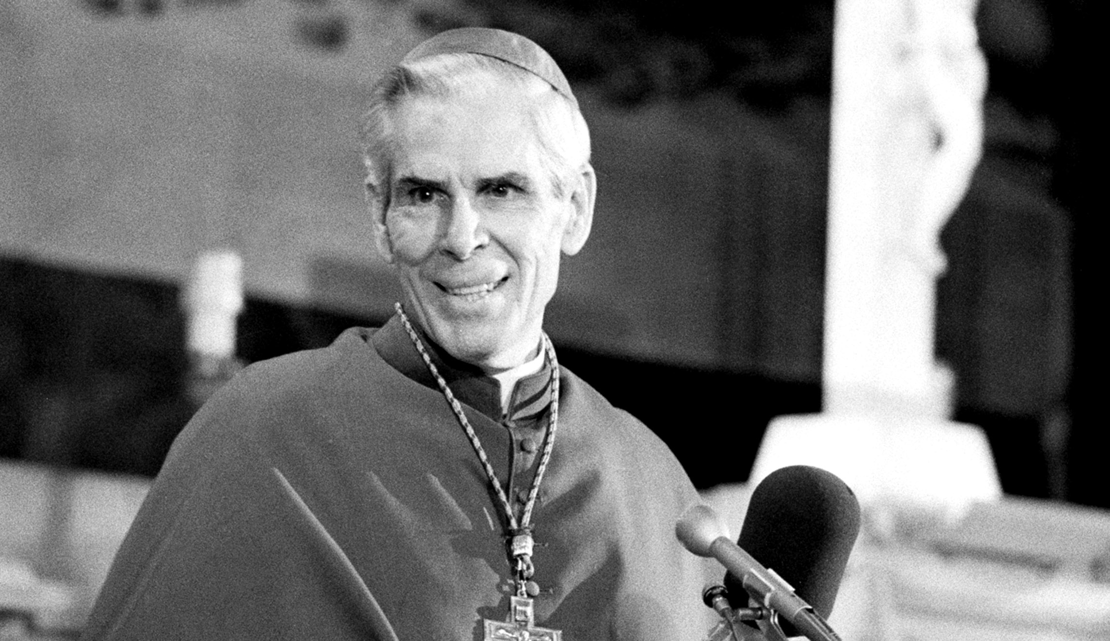 US Archbishop Fulton Sheen to be beatified after Pope Francis recognizes miracle