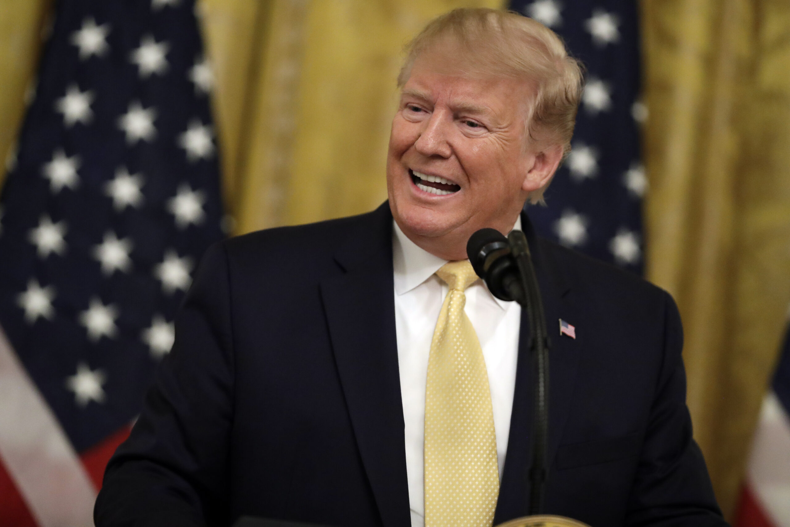 Trump officially issues executive order to tally citizens through the Commerce Department