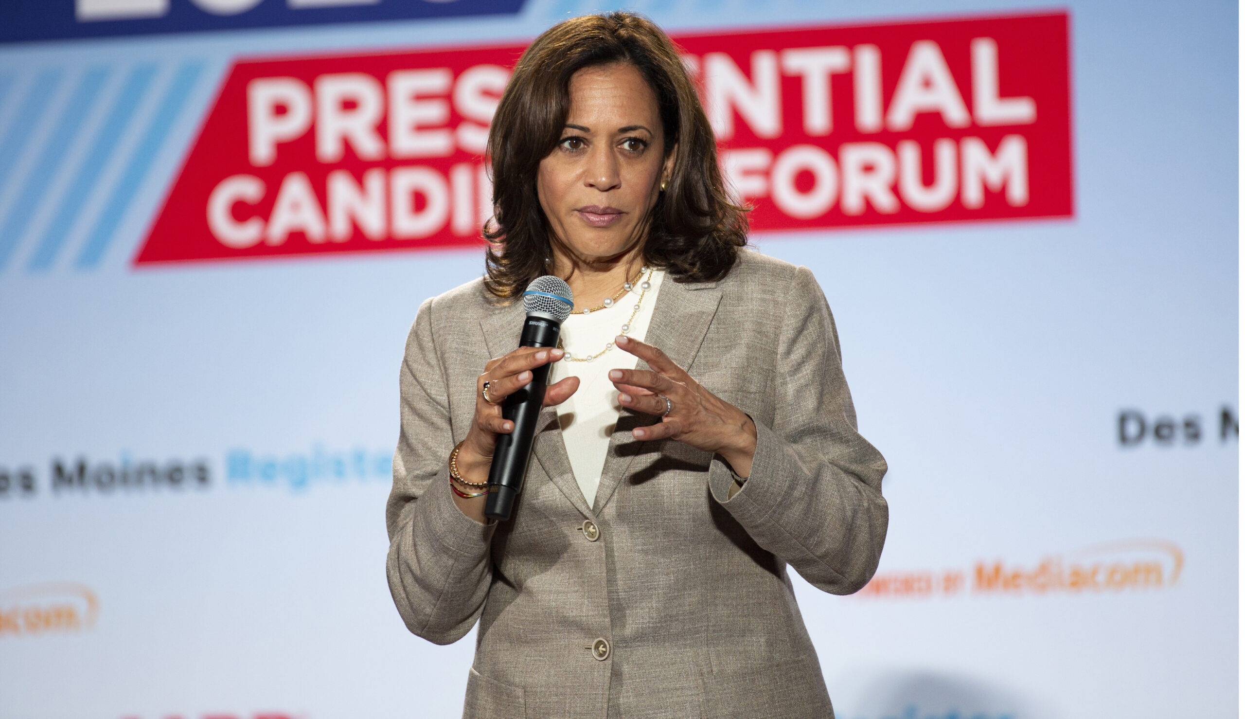 Kamala Harris: Virtually eliminating private insurance would be ‘seamless’