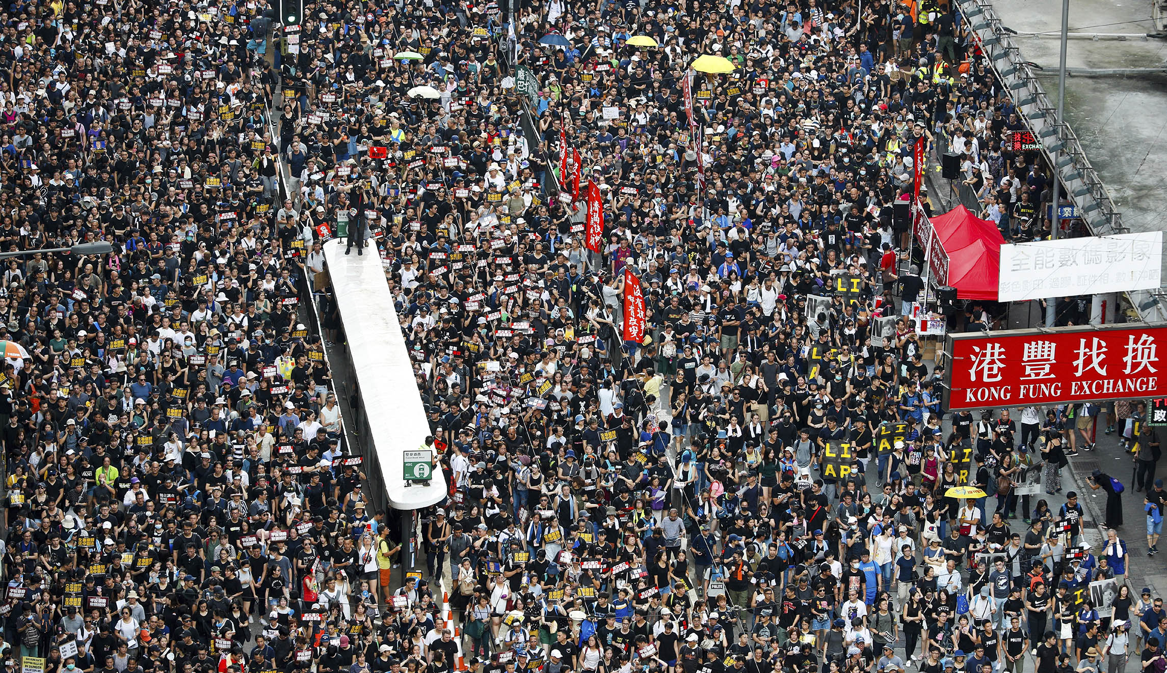 China willing to use military to crush Hong Kong protests