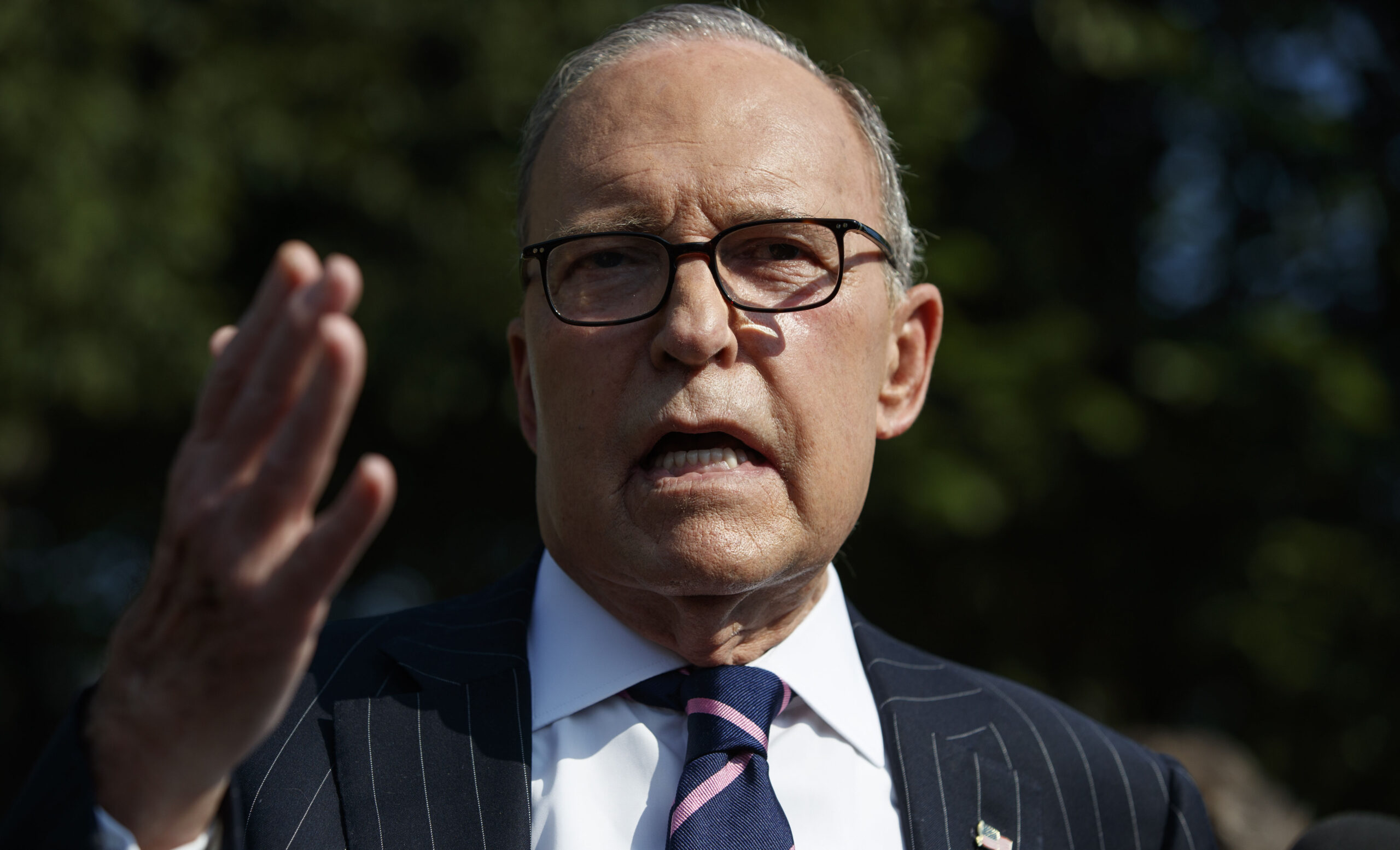 Kudlow says China trade talks still on, more farm aid possible