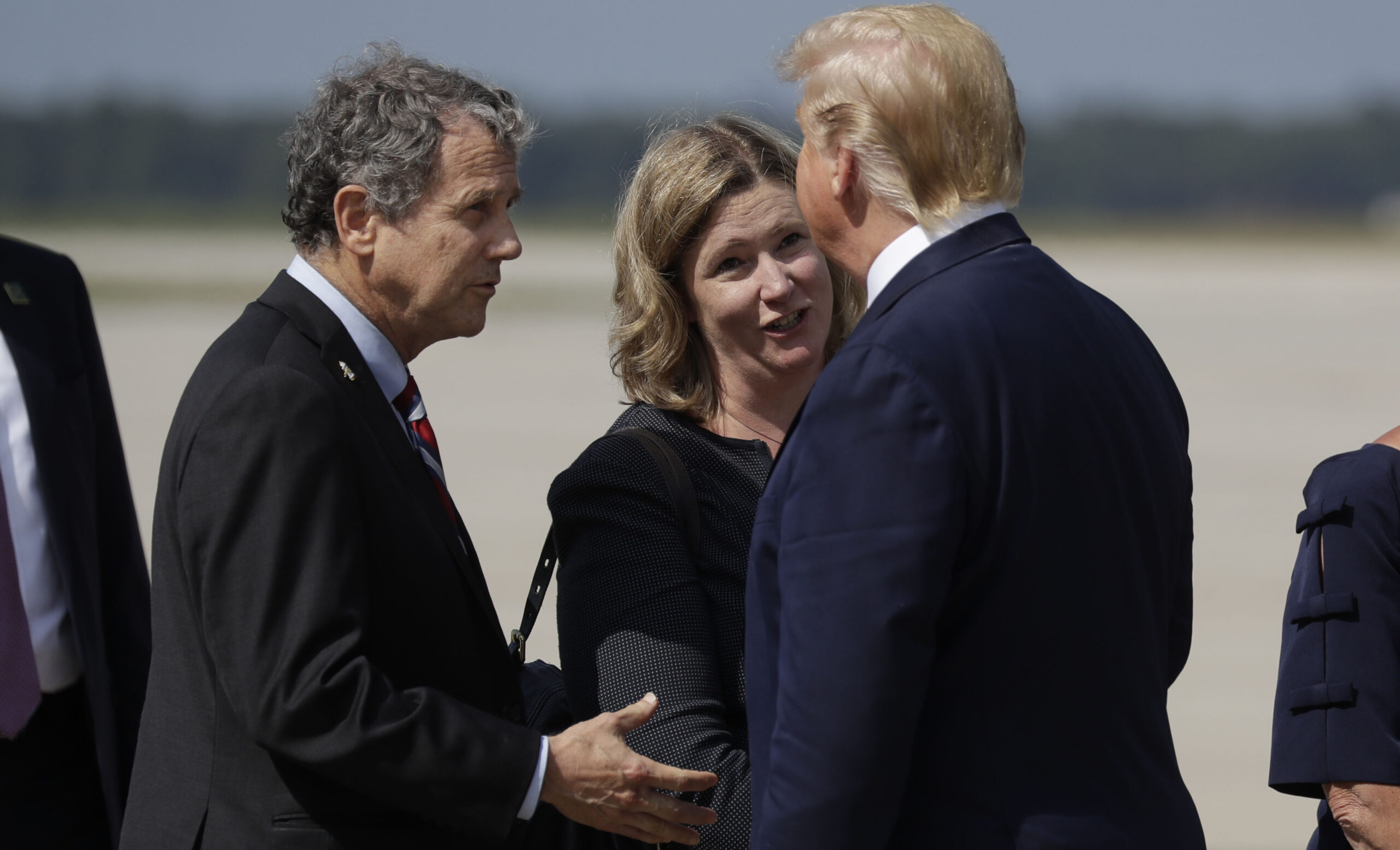 Senator reverses decision to not meet with Trump in Ohio