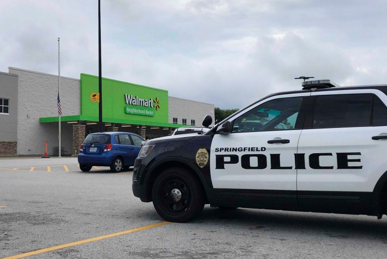 Missouri gunman detained by off-duty firefighter