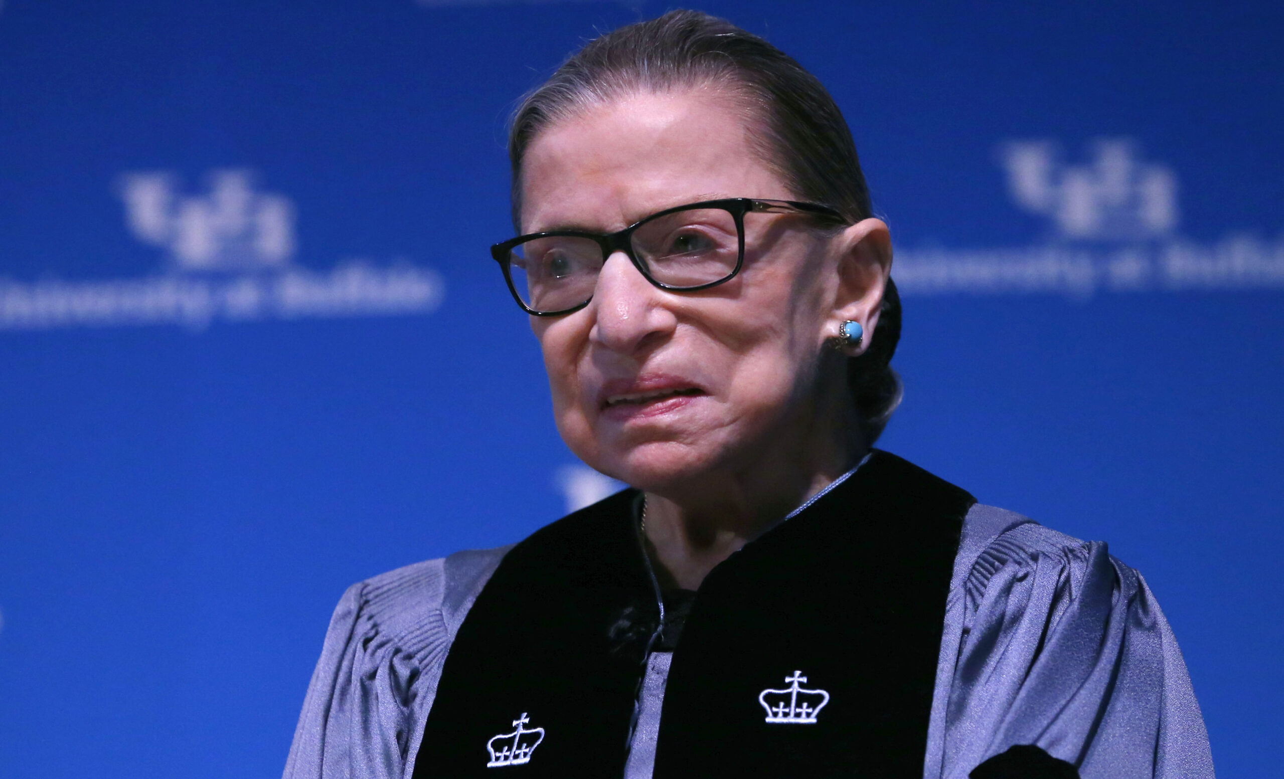 Ginsburg makes first public appearance since finishing treatment for pancreatic cancer