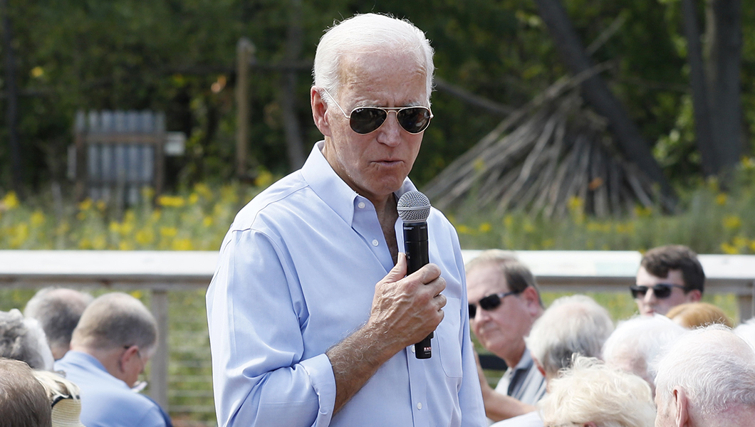 Biden mocks voter: ‘You got the right candidate in Bernie … and Elizabeth’