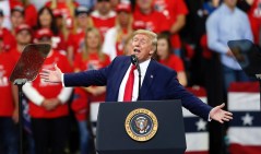 Trump’s absurd hypocrisy: Abandon the Kurds, send troops to Saudi Arabia