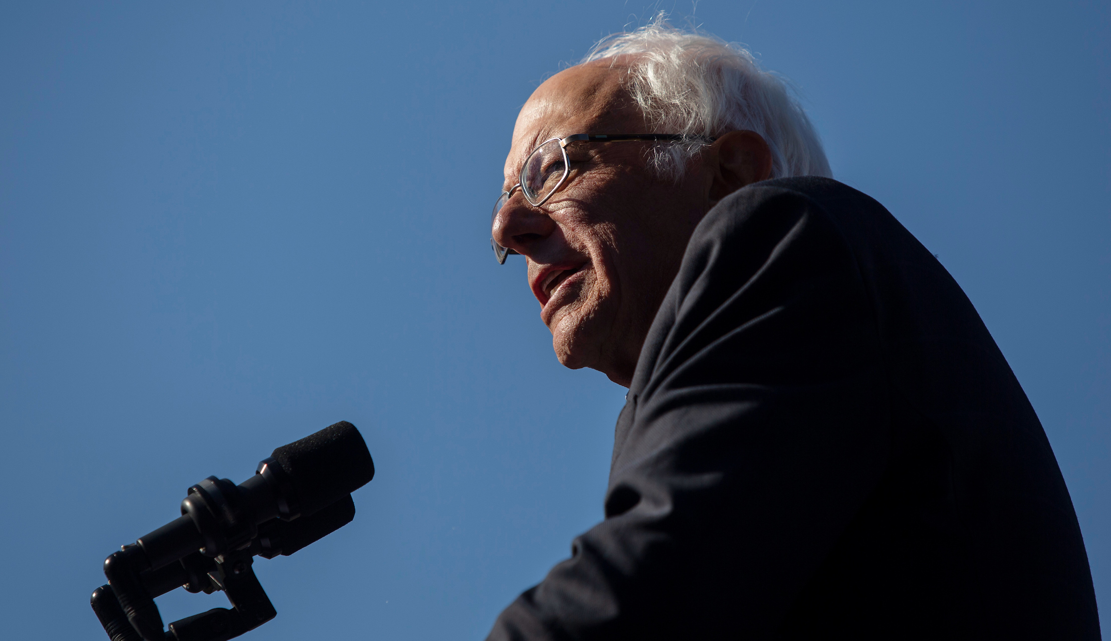 ‘Outrageous’: Sanders blasts Clinton over Gabbard ‘Russian asset’ claim