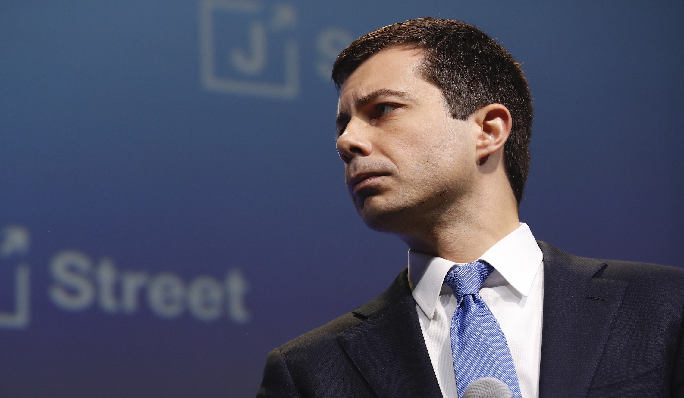 Pete Buttigieg walks back claim 2020 Democratic nomination fight will end in ‘two-way’ race with Elizabeth Warren