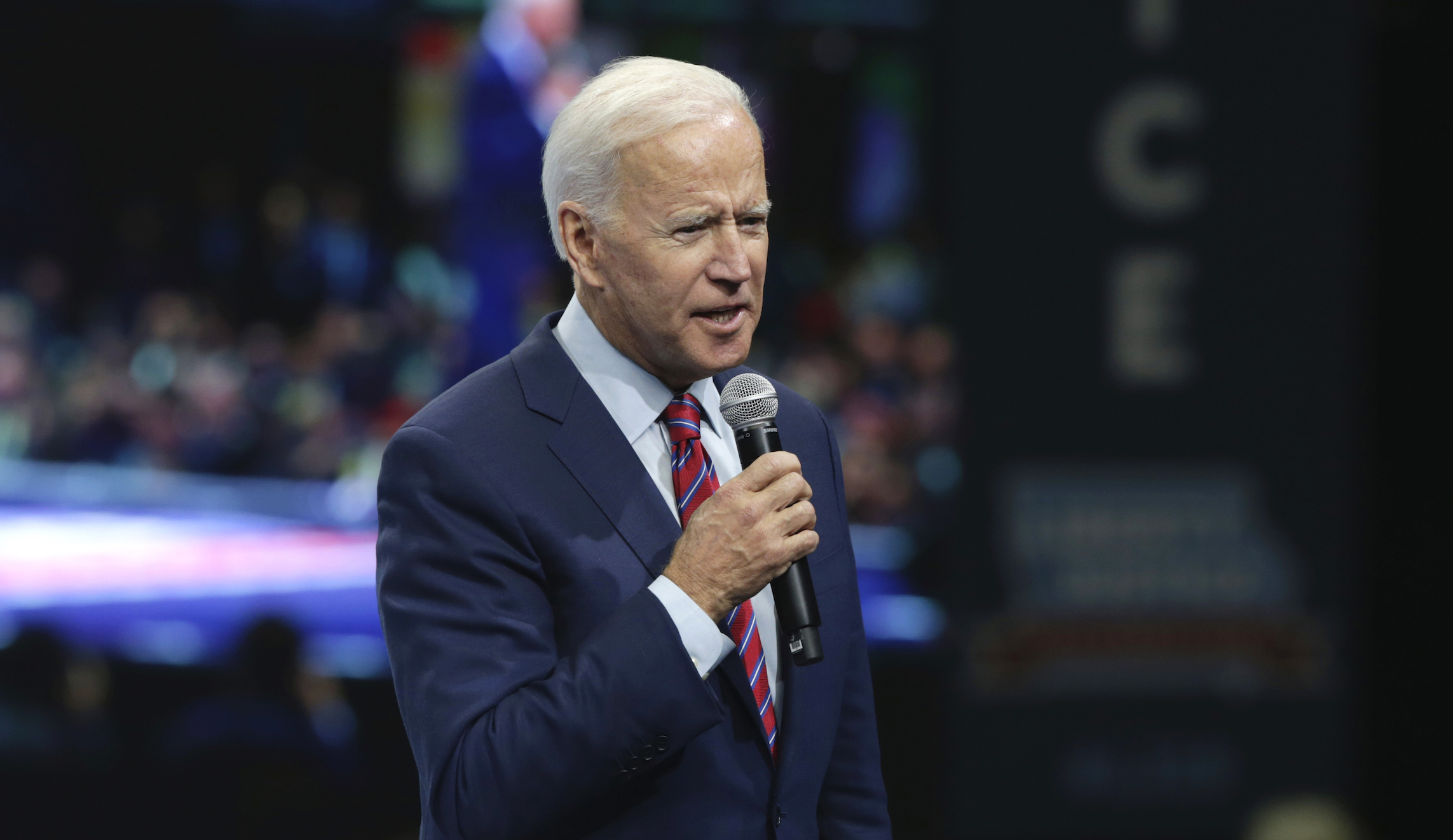 Biden backed by Gold Star parents Khizr and Ghazala Khan at 2020 fundraiser