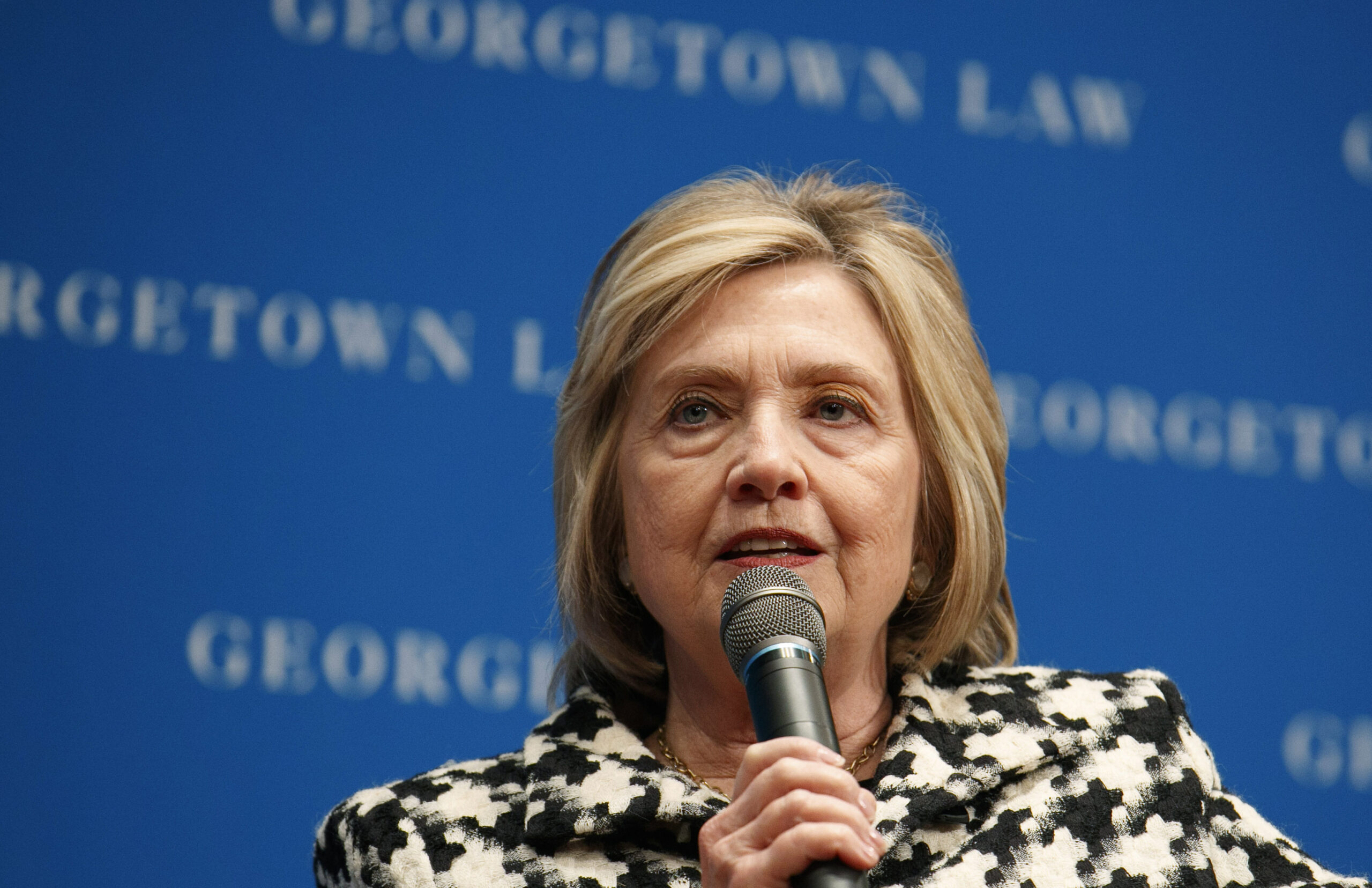 Hillary Clinton entering 2020 race would hurt Warren and help Biden, Sanders: Poll