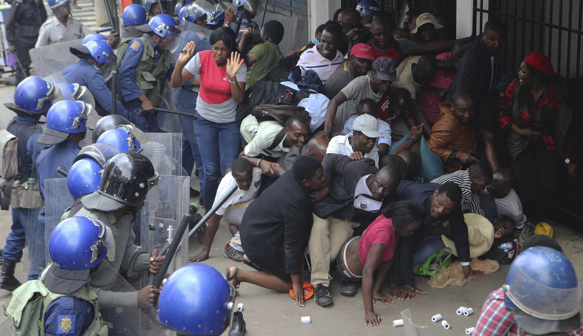 To prevent humanitarian catastrophe, sanction Zimbabwean leaders