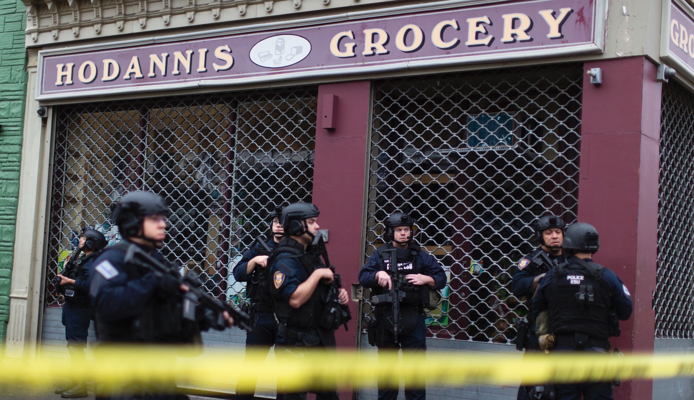 Jersey City mayor: Gunmen in deadly shooting targeted Jewish market