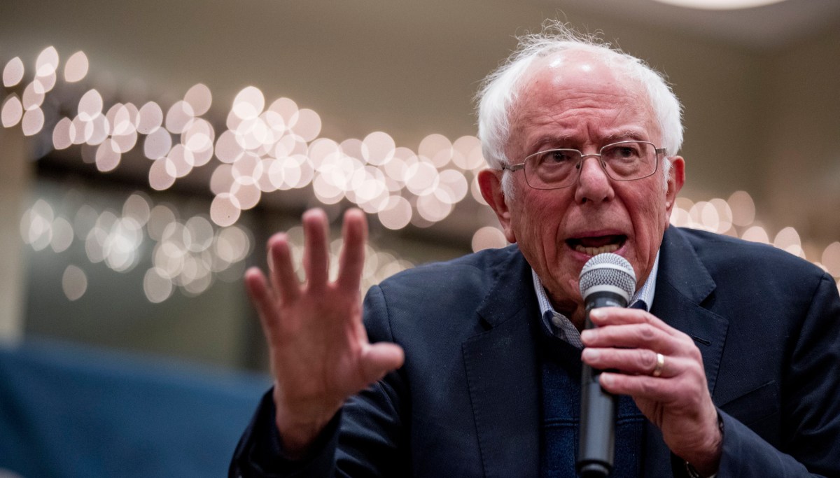 Sanders campaign turns on Warren