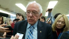 2020 Democrats tiptoe around fraught history with Bernie Sanders