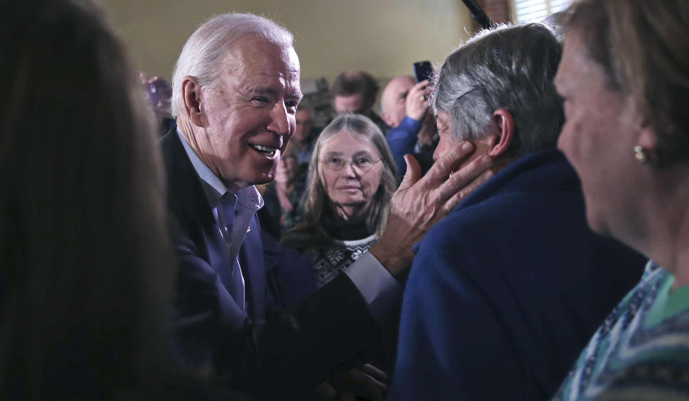 Somebody tell Biden the small Ebola outbreak doesn’t compare to the coronavirus