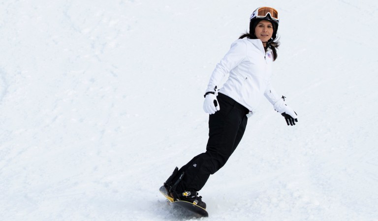 Tulsi Gabbard turns presidential campaign into fitness video spree