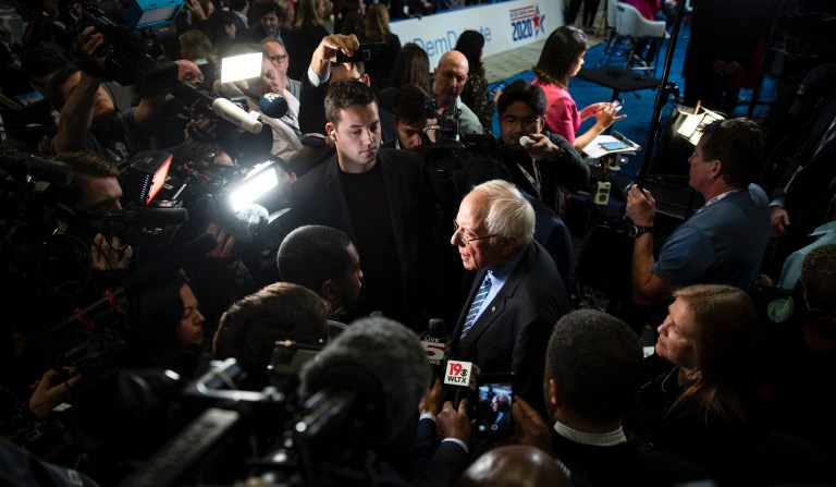 DNC nixes live audience for Arizona debate