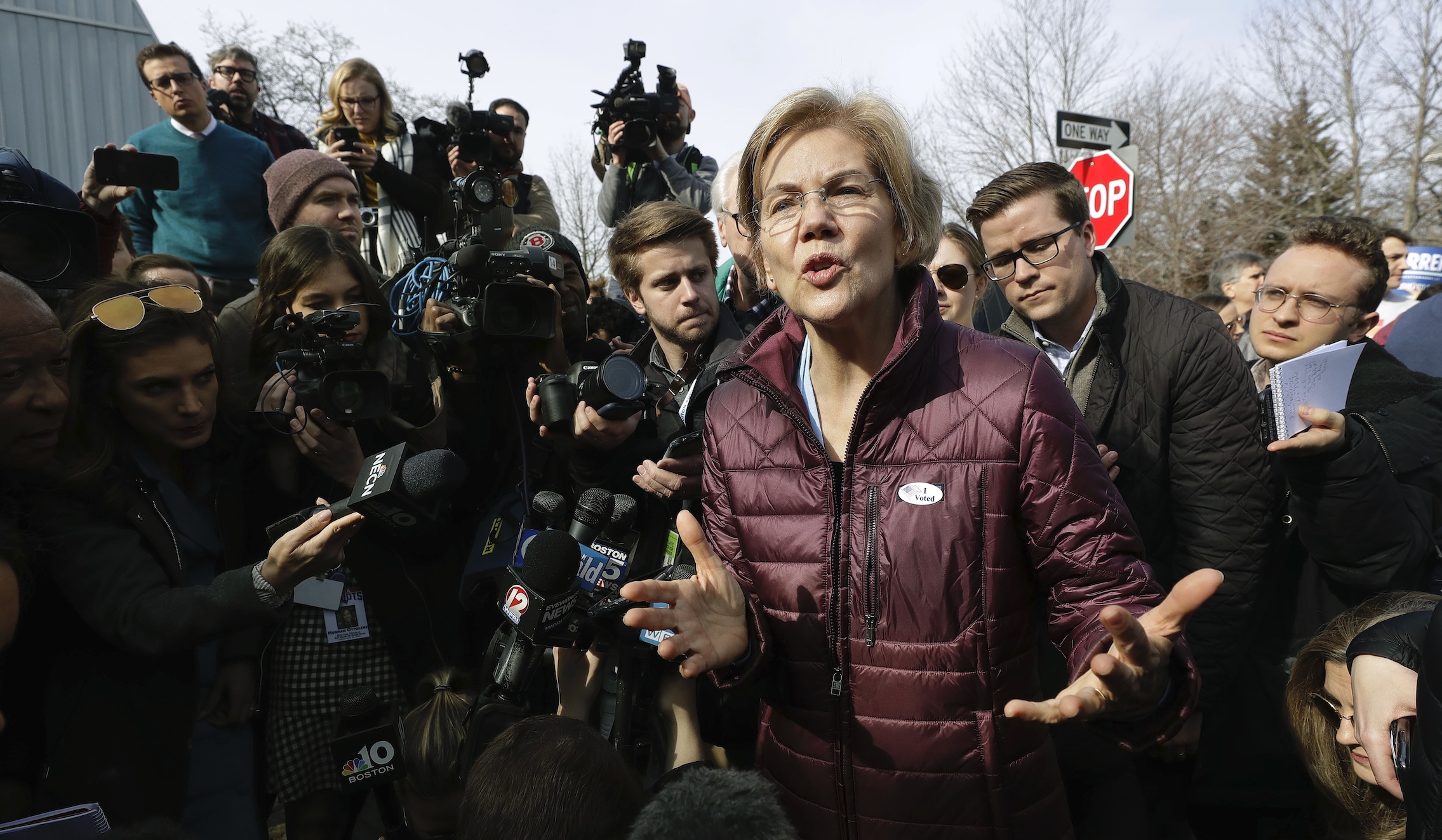 Elizabeth Warren feels sting of Super Tuesday
