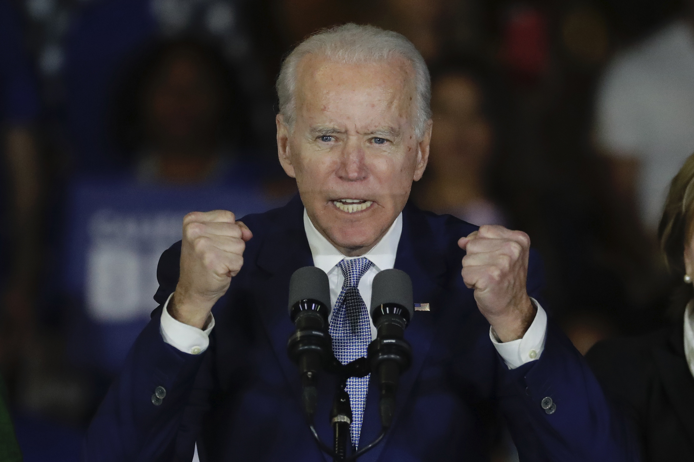 Biden campaign predicts 318 electoral-vote romp in Trump referendum election