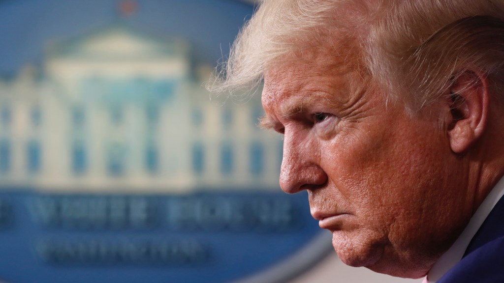 Trump considers ban on flights between coronavirus hot spots
