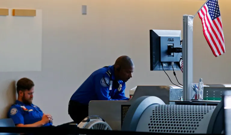 More than 400 TSA employees test positive for coronavirus