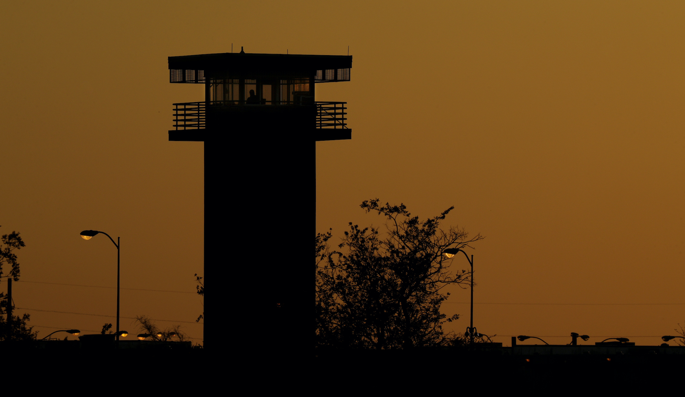 Fears of prison rioting escalate as coronavirus causes staff shortages