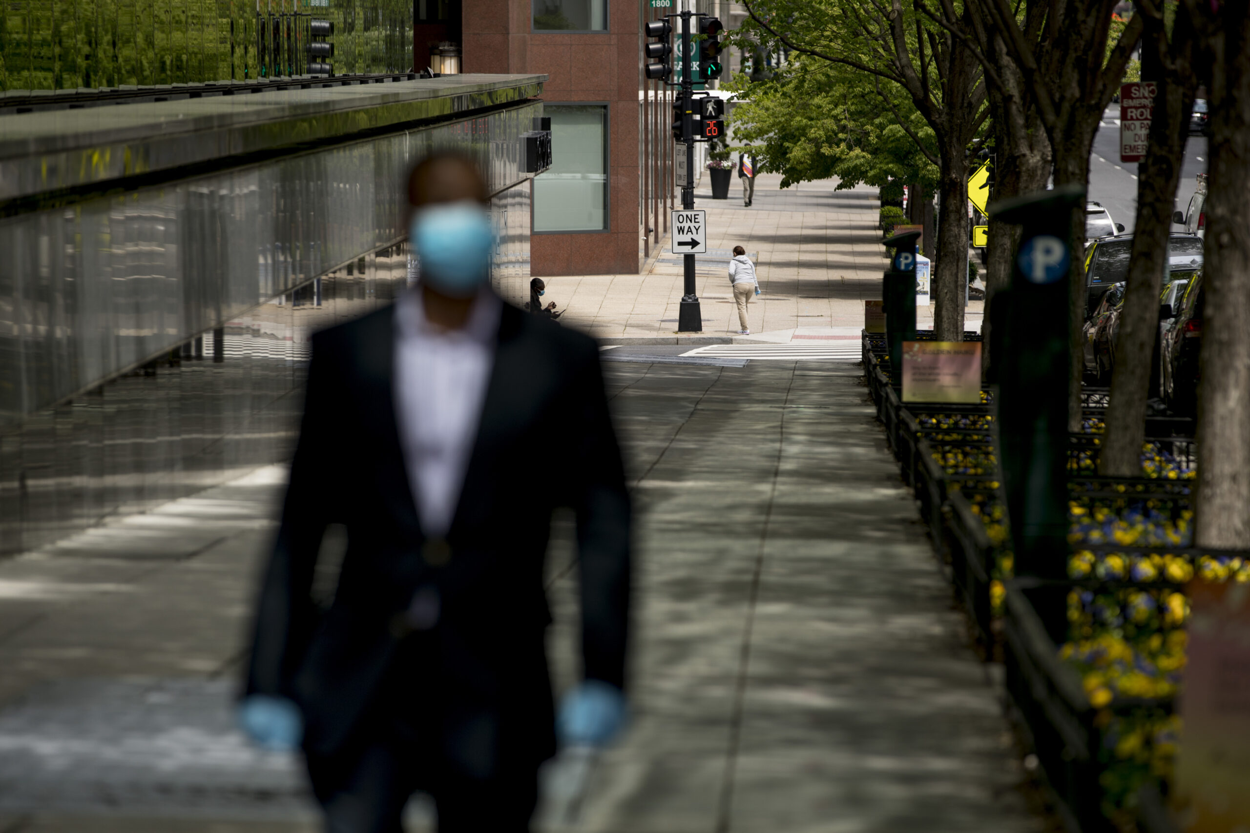 Jobless claims totaled 3.8M last week, topping 30M since mid-March