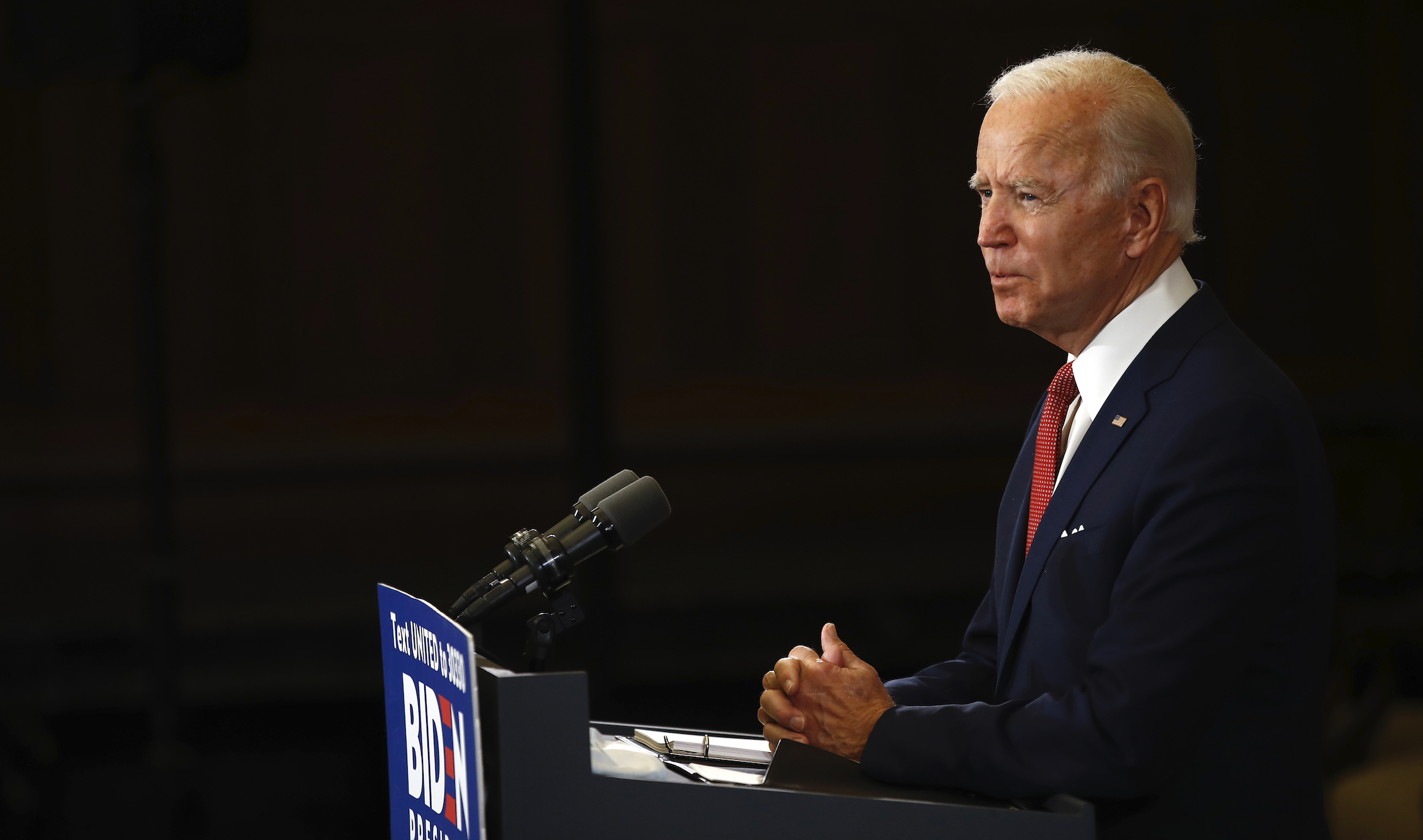 Biden calls on Congress to tackle police reform and ban chokeholds