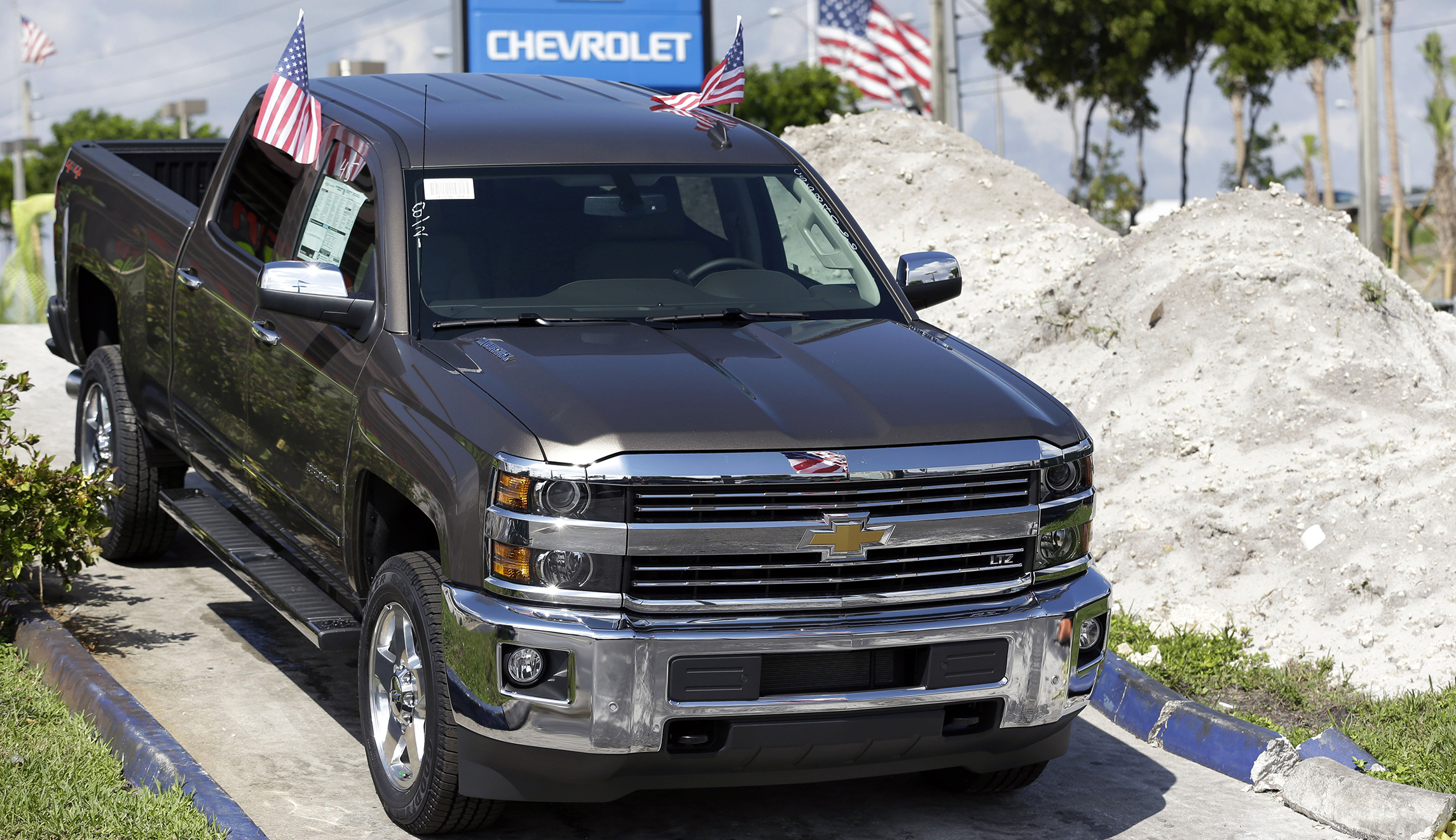 GM recalls over 1 million vehicles for power steering failure