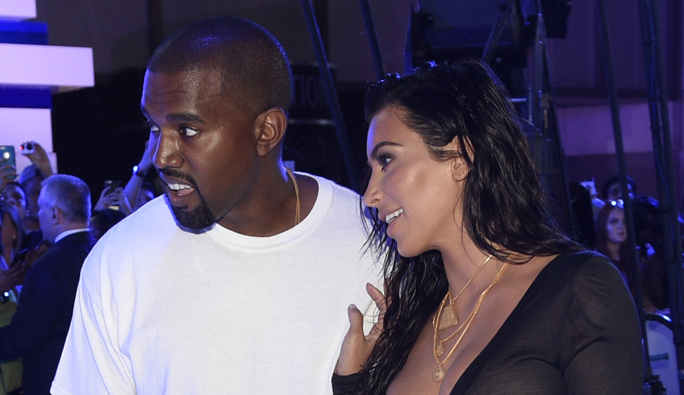 Elle Magazine tricks followers to click on voter registration link with fake Kim-Kanye breakup tweet