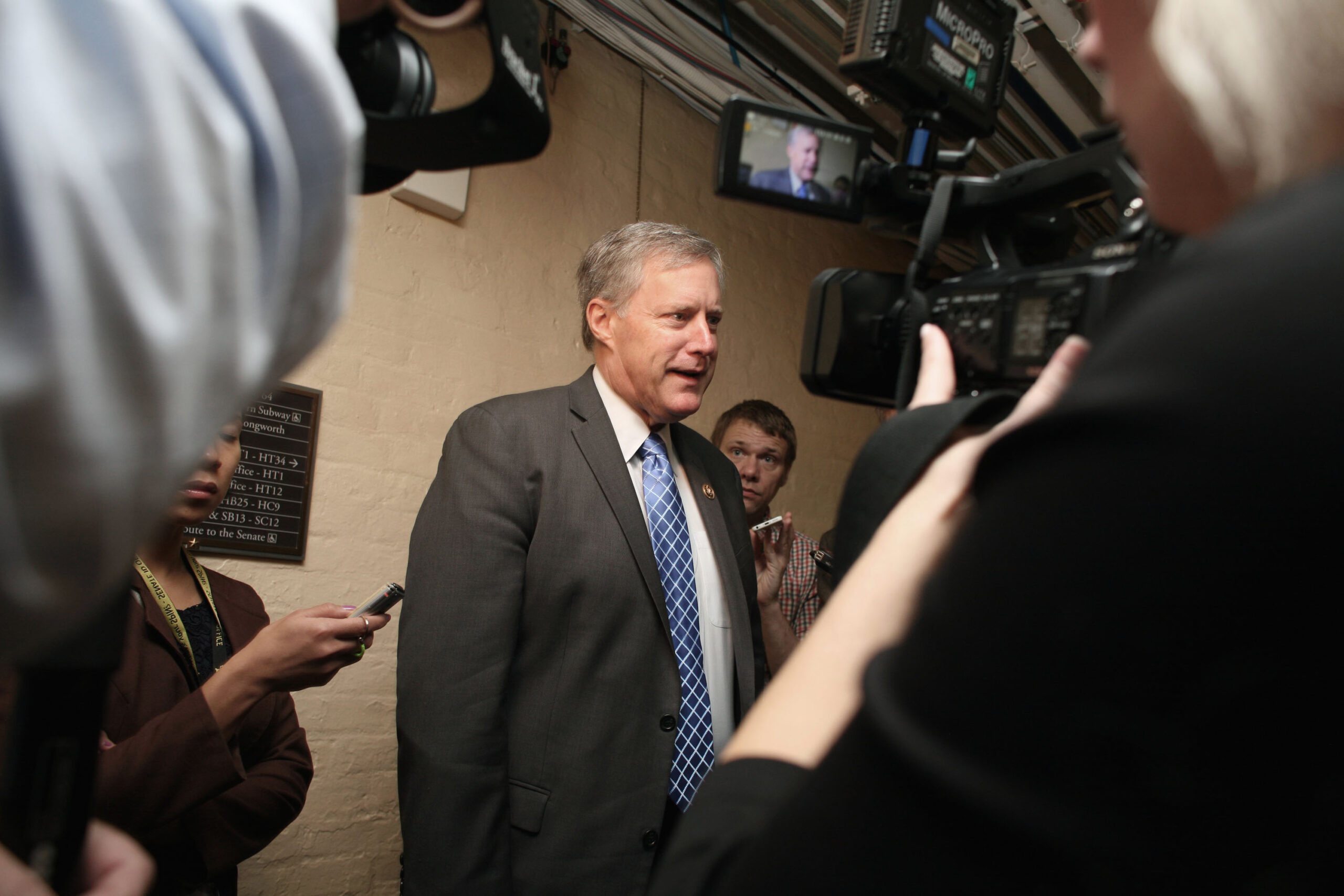 Key Republicans warn Christopher Wray, Rod Rosenstein in danger of contempt of Congress, impeachment
