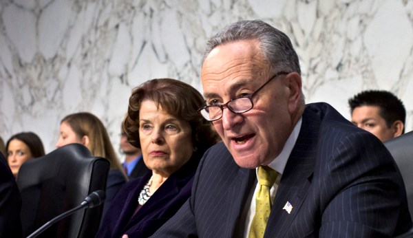 Democrats push for more witnesses at hearing on Kavanaugh accusations