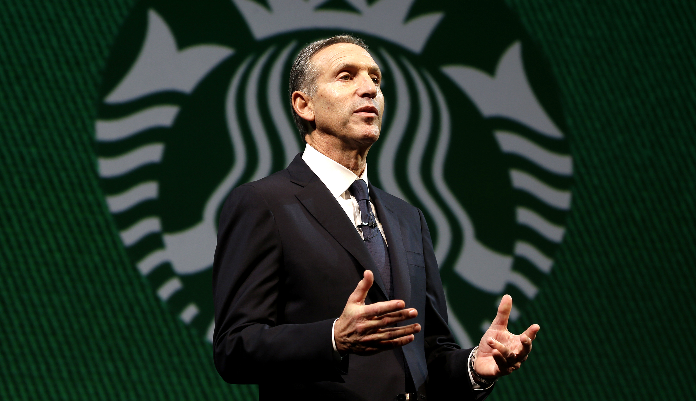 2020 run brewing? Ex-Starbucks CEO hires McCain campaign manager