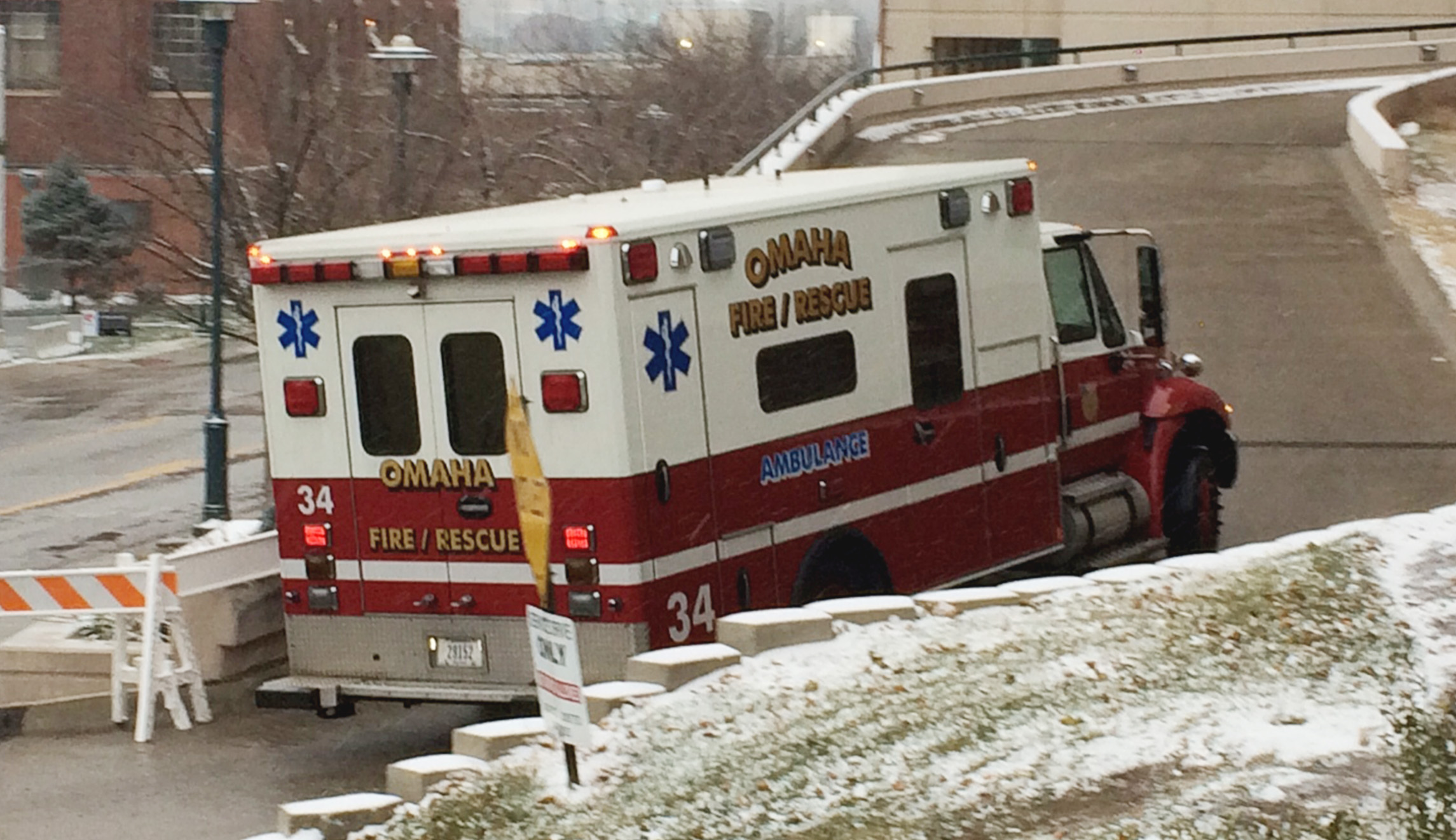 Doctor possibly exposed to Ebola being monitored in Nebraska