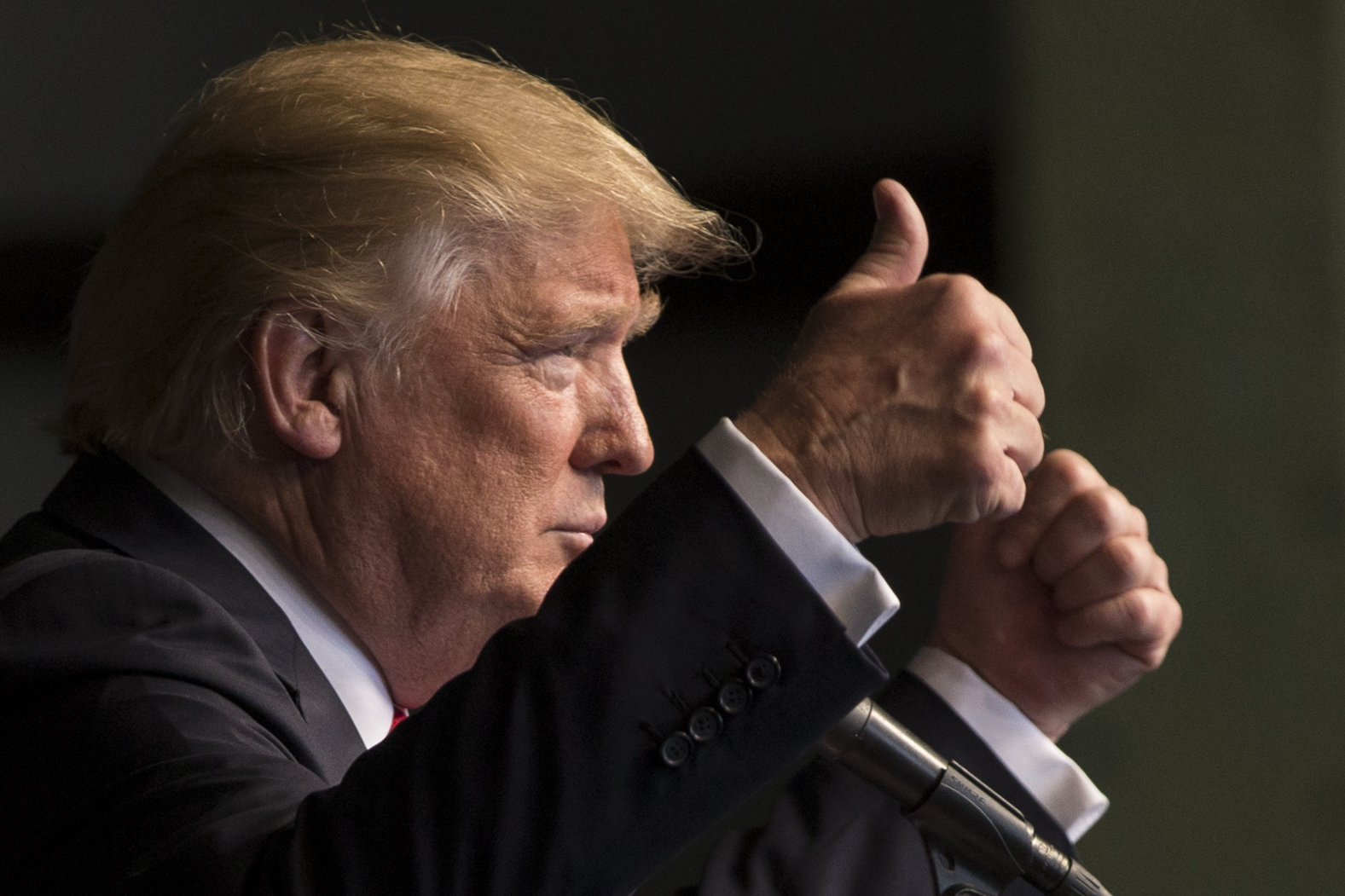 Trump scores highest approval rating since first 100 days