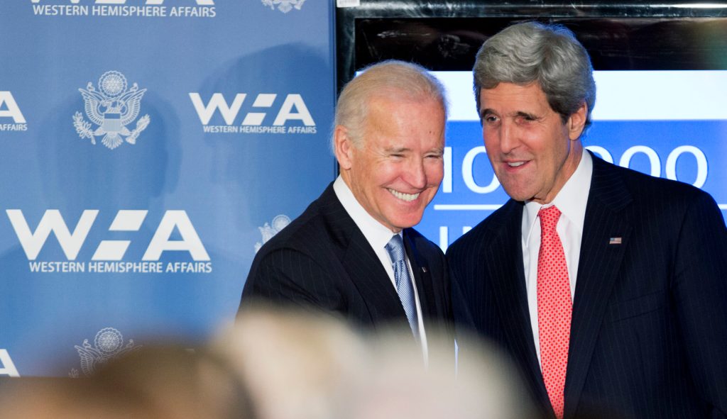 John Kerry endorses Joe Biden for president