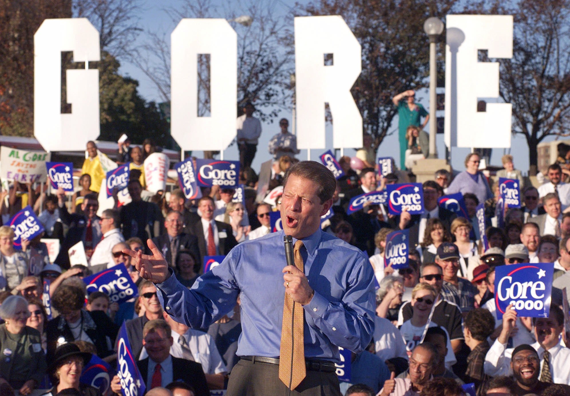 Flashback: The time the networks called Florida for Al Gore while polls were still open