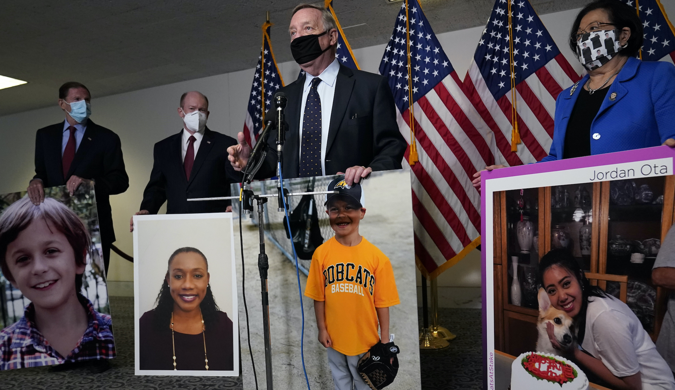 Senate Democrats unlikely to boycott Barrett confirmation vote despite procedural gripes