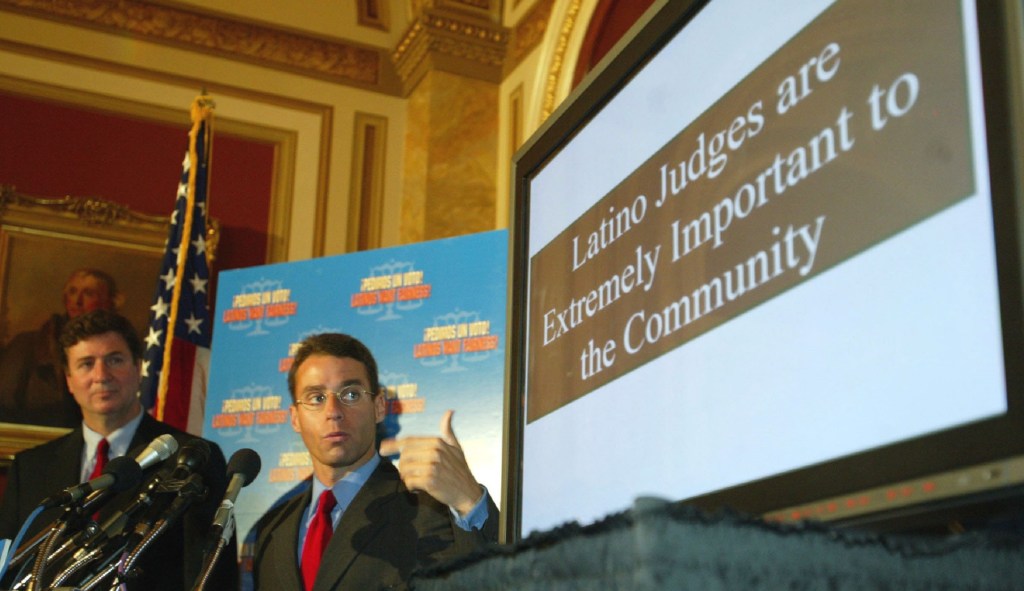 Miguel Estrada won’t diss John Roberts