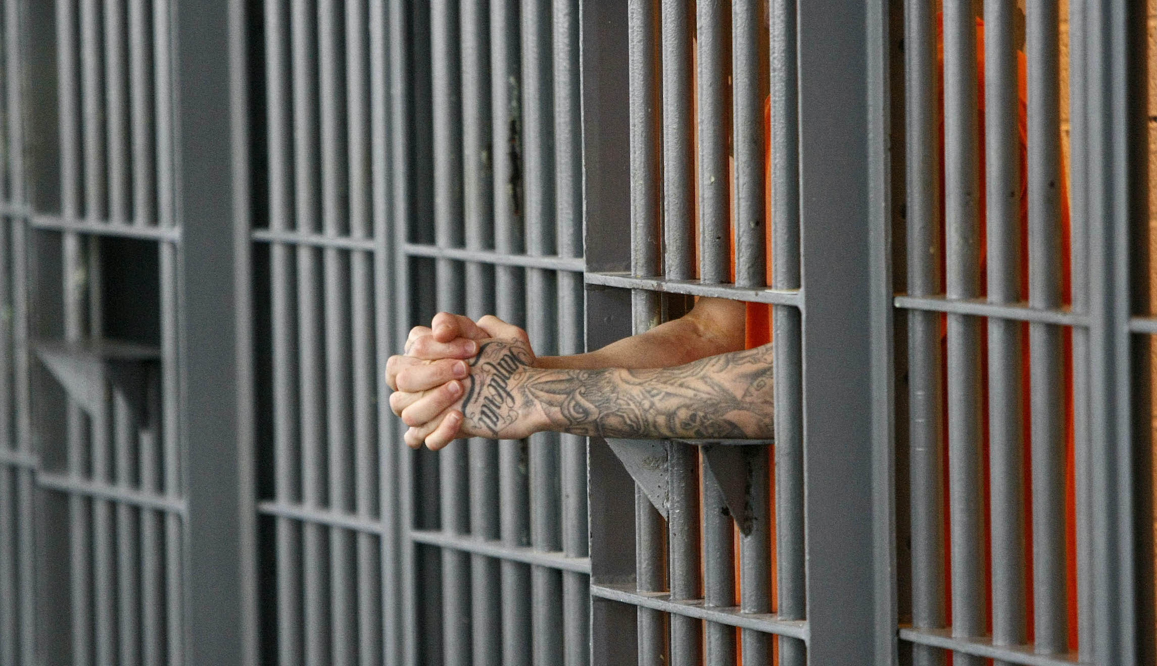 Georgia prison riot leaves two guards and three inmates injured