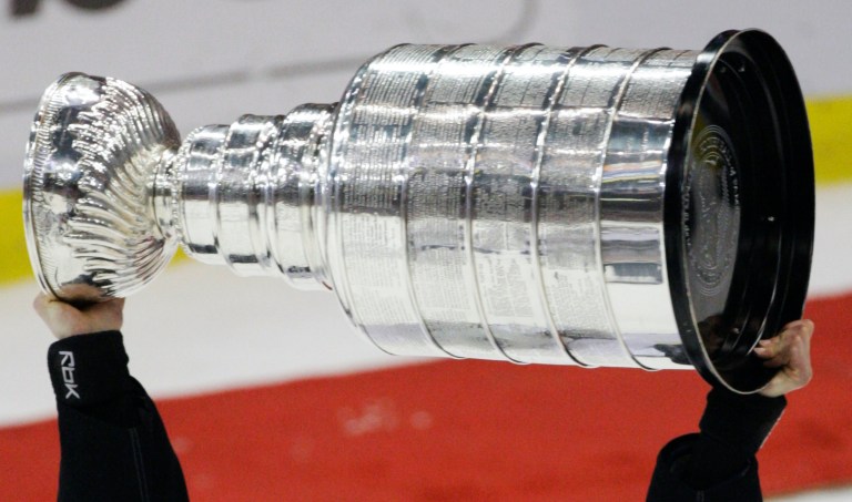 Thousands of dollars in fake Stanley Cup championship rings seized at border