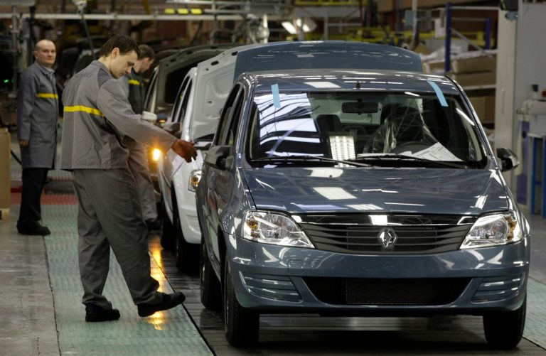 ‘Logistic issues’: Automaker halts Moscow plant temporarily