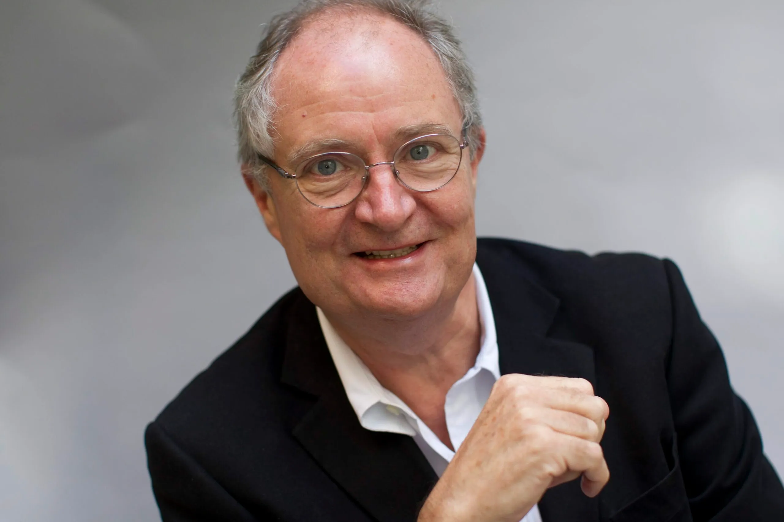 Harry Potter star supports JK Rowling and vows to confront her critics if they come after him