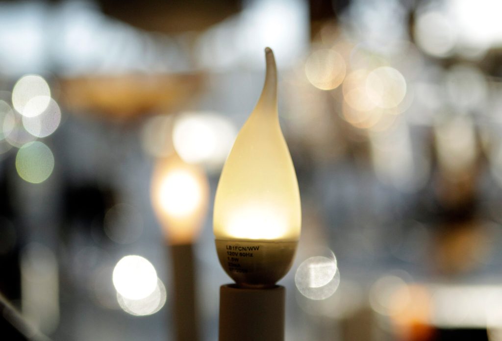 Biden Energy Department clamps down on fluorescent light bulbs with new proposal