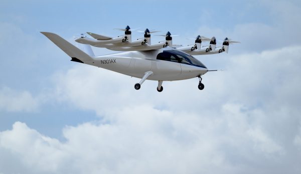 United Airlines pays $10 million deposit for flying taxis